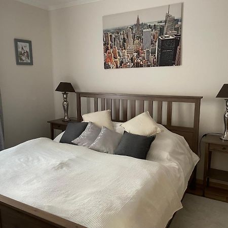 Csalogany Vendeghaz Apartment Серенч Екстериор снимка