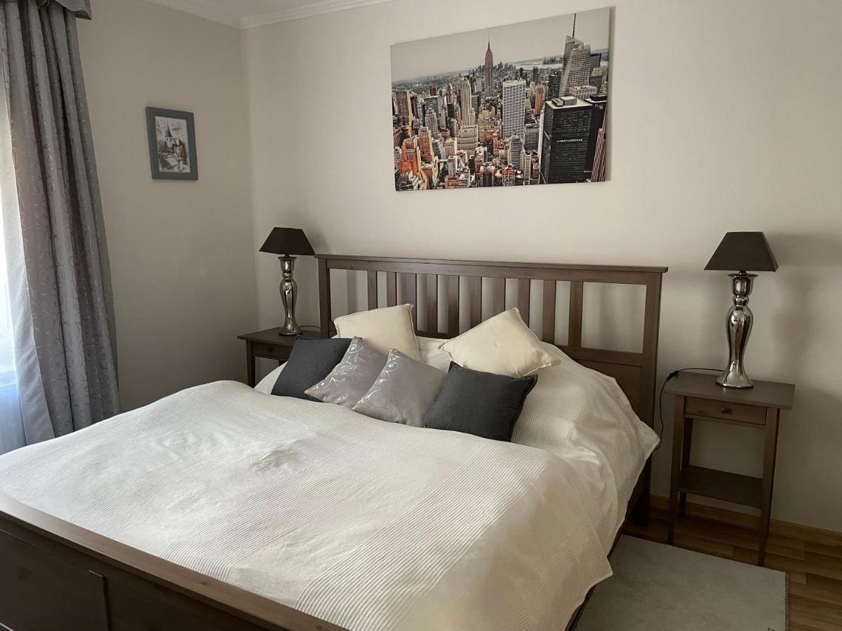 Csalogany Vendeghaz Apartment Серенч Екстериор снимка