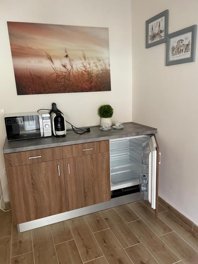 Csalogany Vendeghaz Apartment Серенч Екстериор снимка